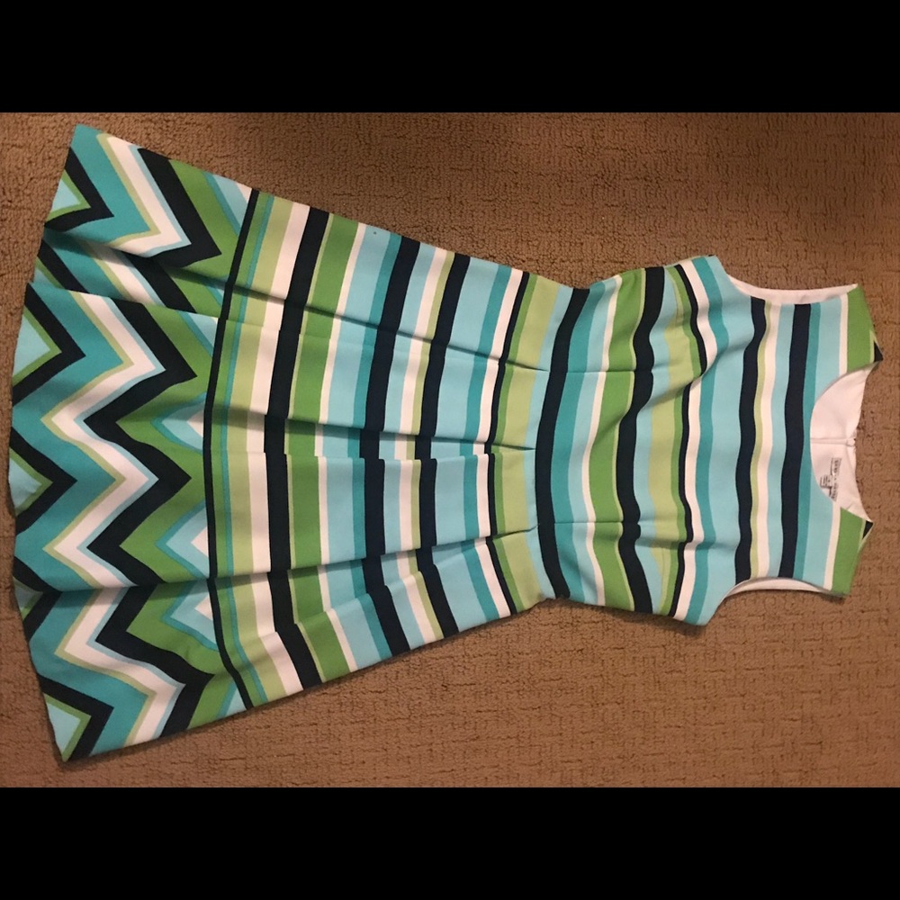 Sandra Darren size 6 dress